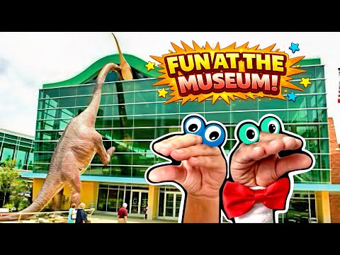 WE GO TO THE MUSEUM!