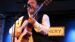 COLIN HAY -- "SCATTERED IN THE SAND" chords
