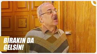 Sabri Bey Kimseyle Geçinemiyor Bizimkiler