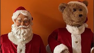 Gemmy life size Santa Claus (flat base) and life size Santa Bear {Review}