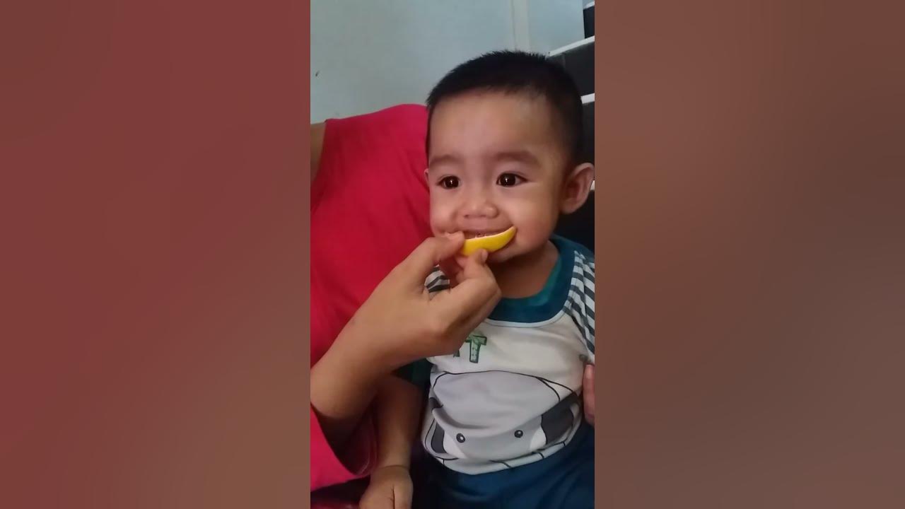 ekspresi makan lemon asam - YouTube