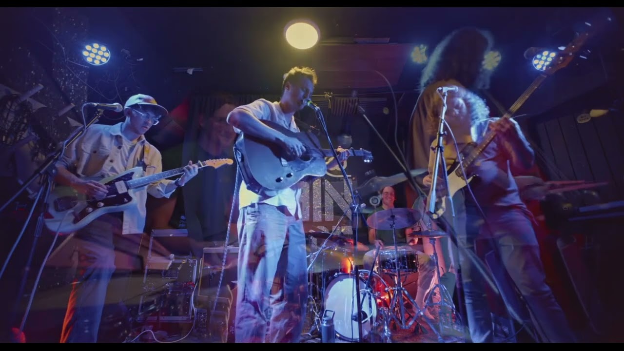 In Silver live at the Grain Barge