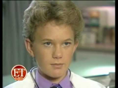 An early interview of NPH during his Doogie Howser days. Loving the goofy, cute smile at 1:26 ;) No copyright infringement intended.