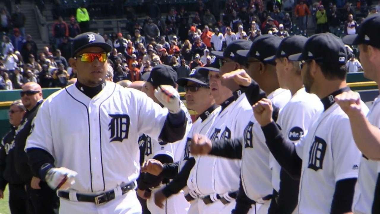 BOS@DET: Tigers' lineup introduced before home opener - YouTube