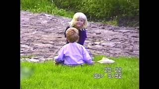 1992-05-4  - Madeleine och Inger klippt (Arvika Mötterud Ludvigsberg)