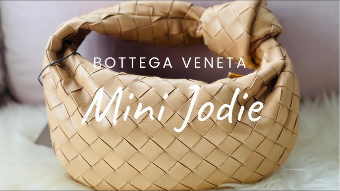 UNBOXING MY FIRST BOTTEGA VENETA HANDBAG 💚✨  Mini Jodie In Travertine +  Special Hawaii Pricing 💸 