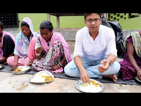 Arekta Gorber Din | Itkholai Didider Sathe Khelam | Rice with Chicken | Alu Potol | Indian Food Loves You