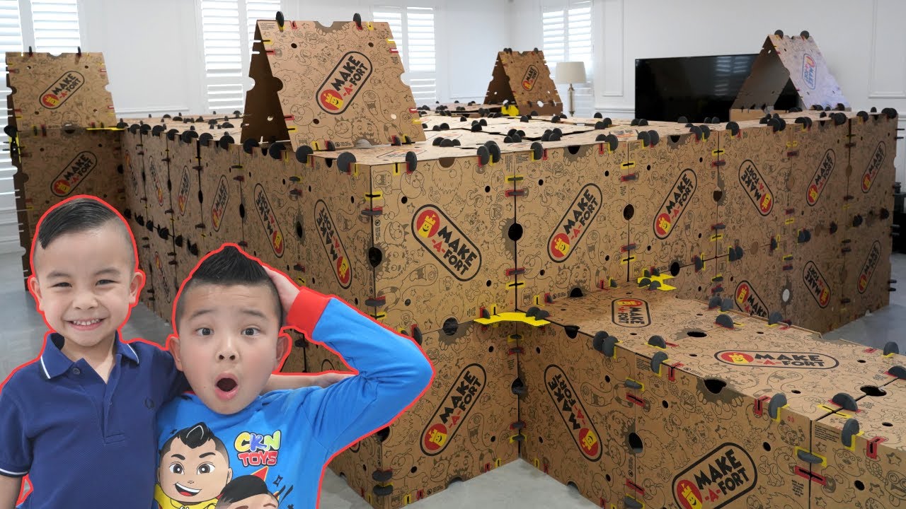 BIGGEST Cardboard Fort Ever!! CKN