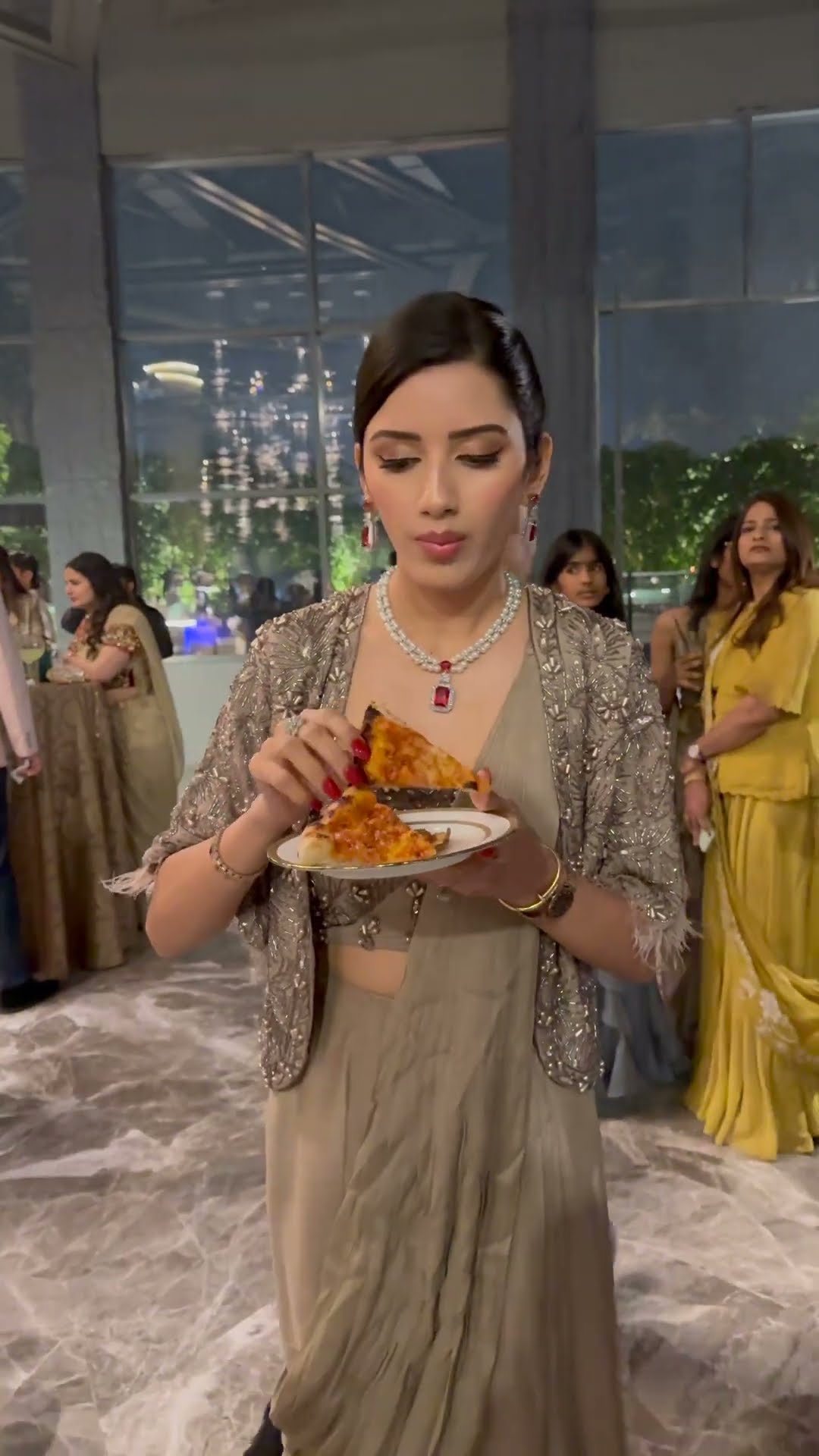 Aisi Roka Ceremony Dekhi nahi Hogi ?  #minivlog #neetubisht #wedding #youtubeshorts #lakhneet