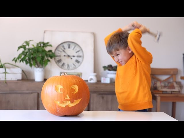 Smashing A Surprise Halloween Pumpkin Lego Toys And More Youtube - pumpkin cadet roblox