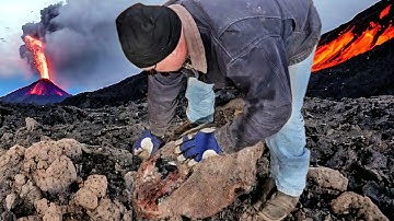 Spalling & Bifacing a Large Bolder Of Mahogany Obsidian