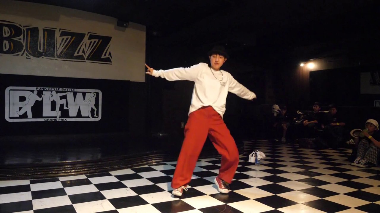 RION vs Ringo Winbee FINAL HUGO KIDS FREESTYLE SOLO BATTLE - YouTube