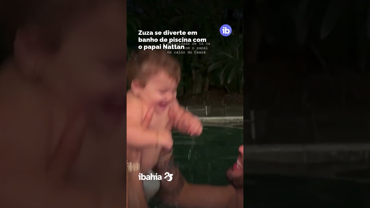 Zuza se diverte em banho de piscina com o papai Nattan 