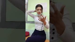 Cute Girl Dance On Tiktok