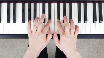 How to play E Major Contrary Motion Scale on the Piano (Right & Left Hand - Correct Fingering)