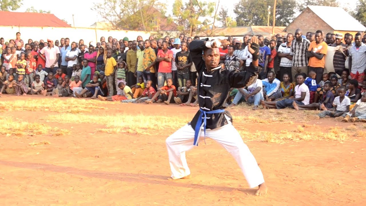 SAM WA BONGO MOVIE AKIWA LUNZEWE NA UJIO MPYA KTK ACTION MOVIE YouTube