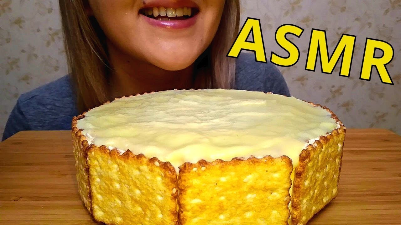 Eating Asmr Ice Cream Cake With Crunchy Cracker 🍰 먹방 Crunchy Eating