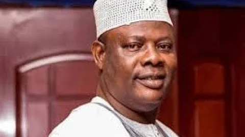 YINKA QUADRI COULD NOT HOLD HIS TEARS SEEING PA KASUMU CONDITION @ PARA EVENT