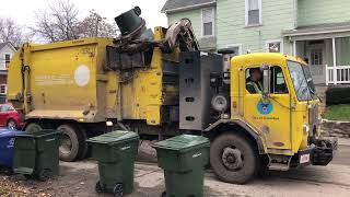 2011 CNG Curbtender on post-Christmas cart lines