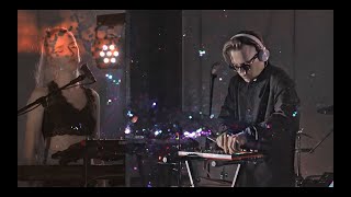 Download Lagu Rick Feds - Bumblebee ft. Una Daniela (Part 2) MP3