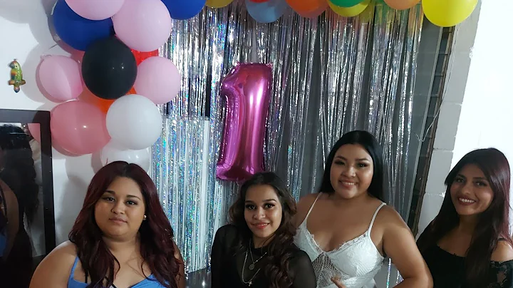 Celebrando El Aniversario