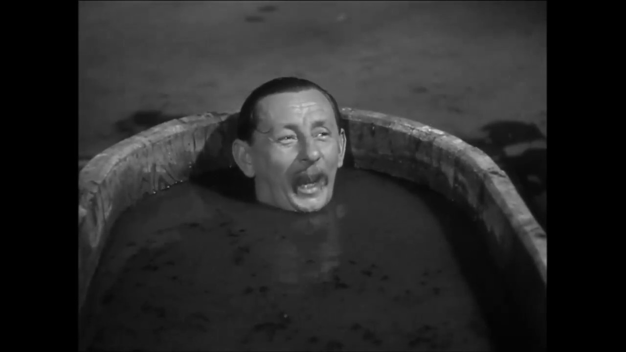 U pokladny stál  Rašelinka