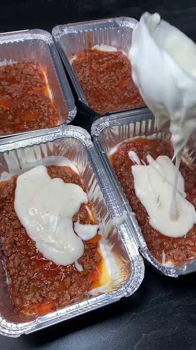 HALAL Authentic Italian Lasagna in Toronto | Tito's Kitchen #toronto #halal #halalornothing #lasagna