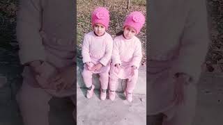 twins bhi ab baraf ko miss krte hai#allah#snow#snowfall#dua#allah u Akbar.