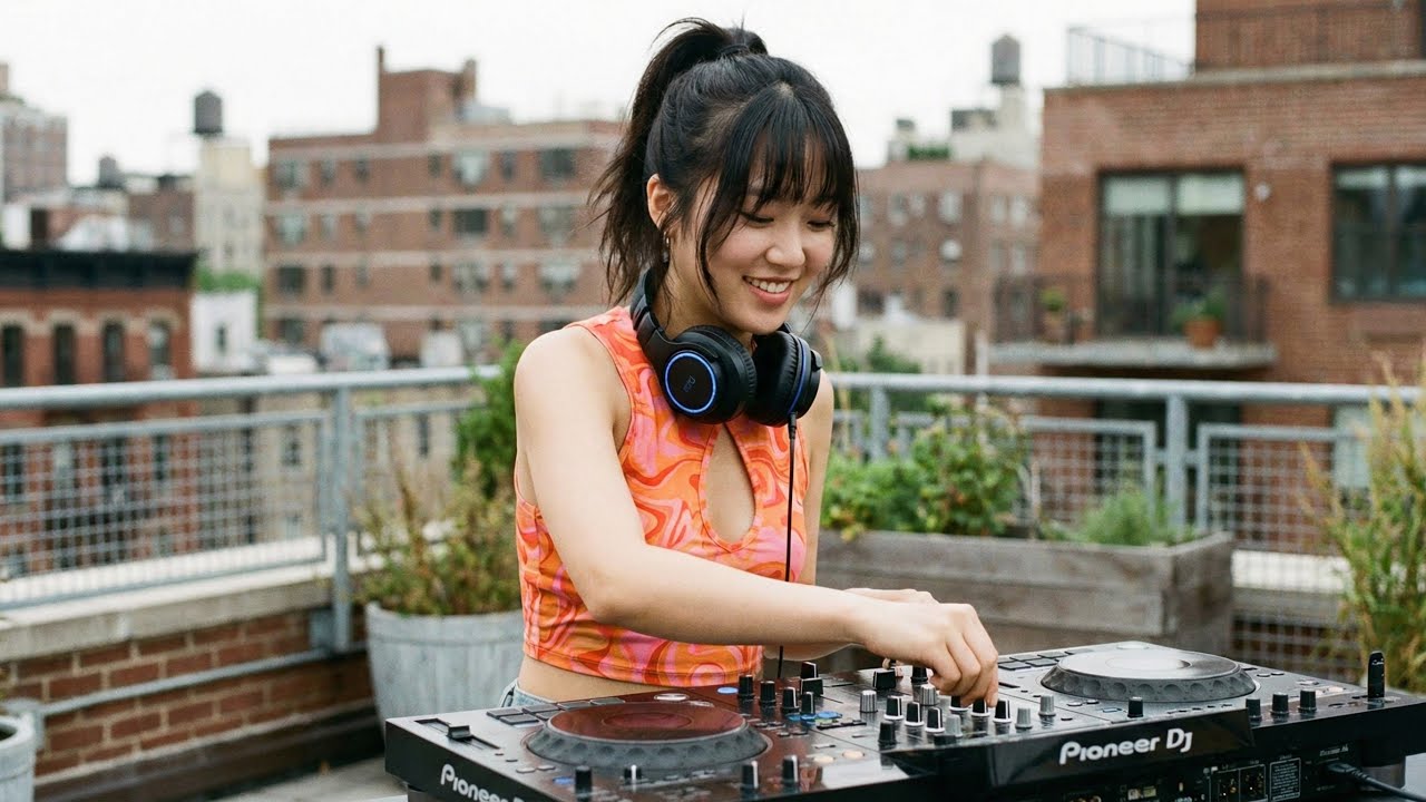 Relaxing Chill House Music 2026 | Deep & Melodic House Mix Inspired by Daft Punk, Eric Prydz, Tiësto