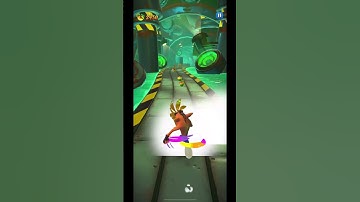 Aku Aku Invincibility Gameplay - Crash Bandicoot: On The Run!