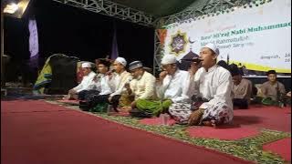 story WA || Majelis dzikir dan sholawat Al-Hikmah Tambelangan Sampang Madura.