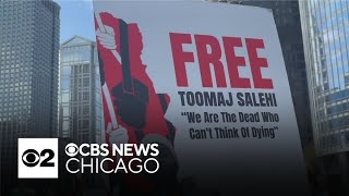 Chicagoans hold rally for Iranian rapper sentenced to death by CBS Chicago 826 views 1 day ago 31 seconds