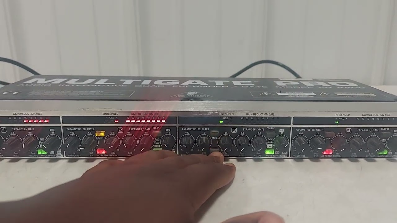 Behringer Multigate Pro XR4400 4-Channel Expander / Gate