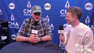 Paul McGuire Chats With Luke Bryan (Behind the scenes at the CMAs)