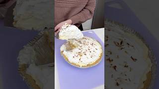 This pie changed my life! #recipe  #easyrecipe #dessert #pineapple #pie
