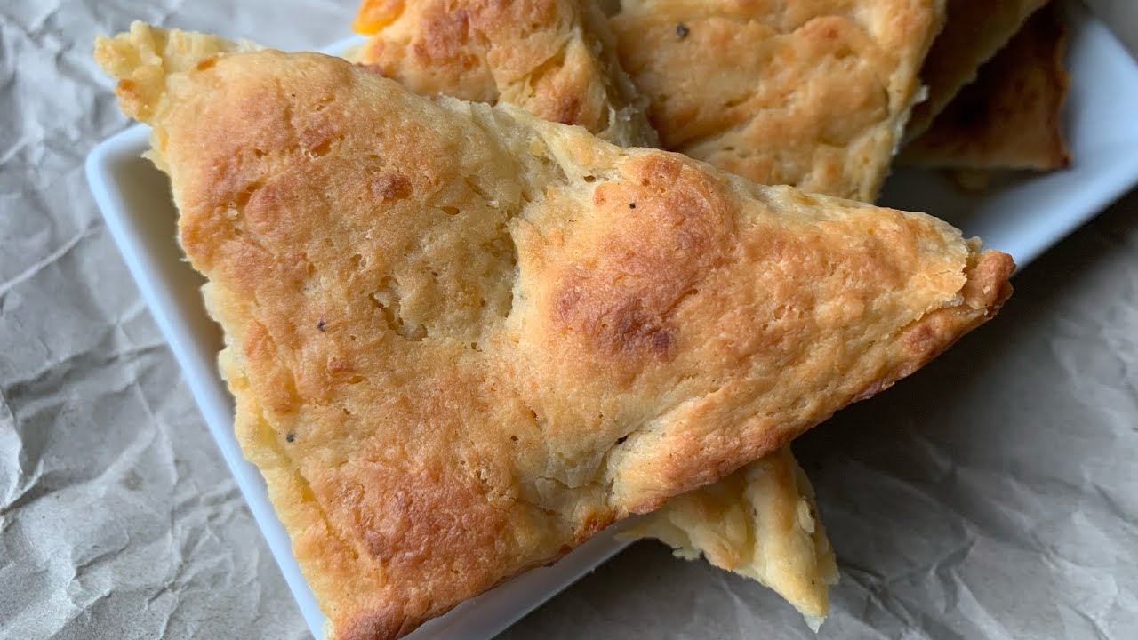 فطيرة الجبنة بعجينة وطعم جداً شهي 👌