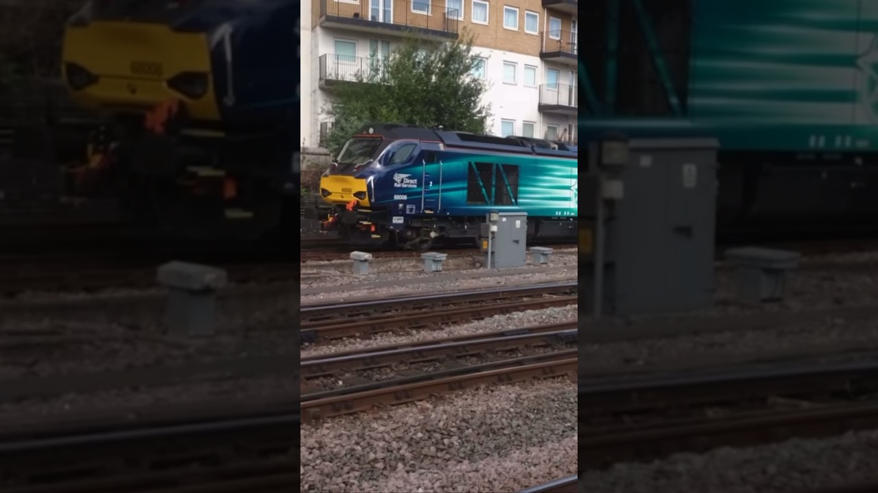 DRS Class 68. 68008 at London Marylebone with slam door set to Banbury
