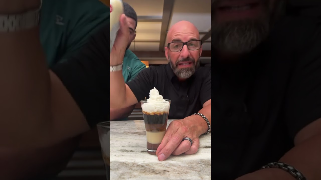 The BEST dessert cocktail you’ll make. 🍫🍸