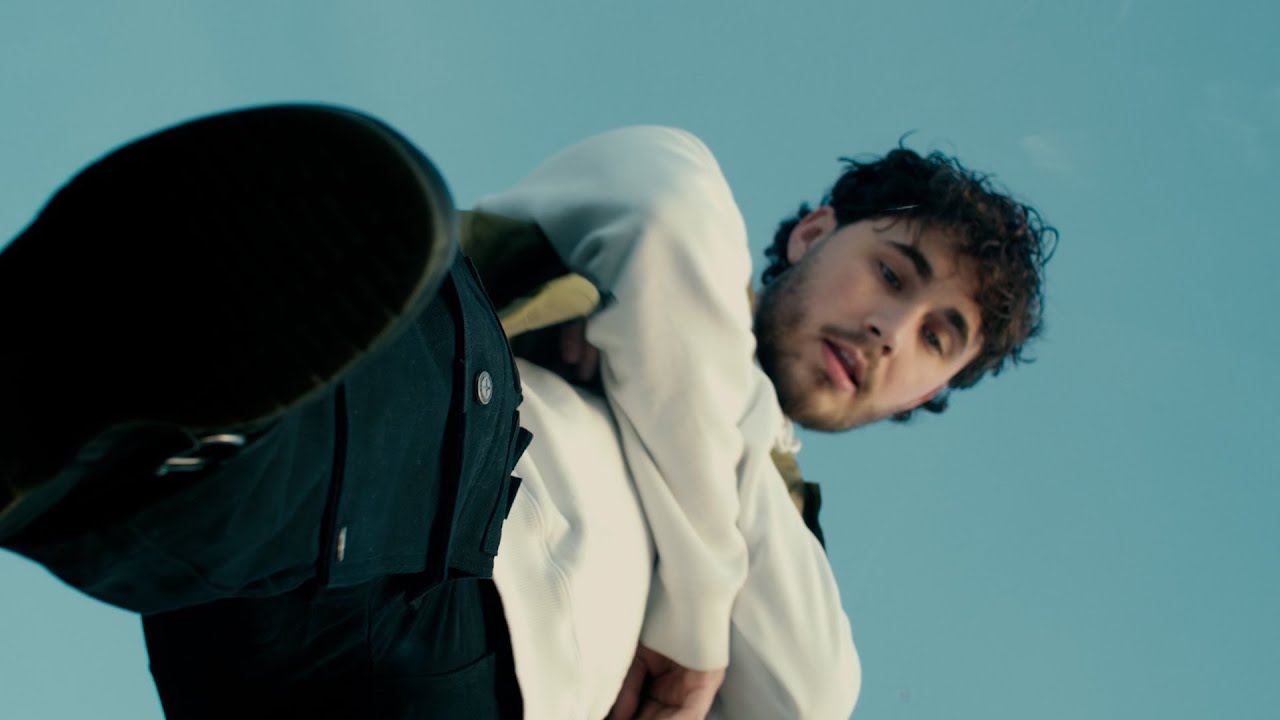 Nevan - Pull Up bekijken op YouTube Nevan - Pull Up bekijken op YouTube