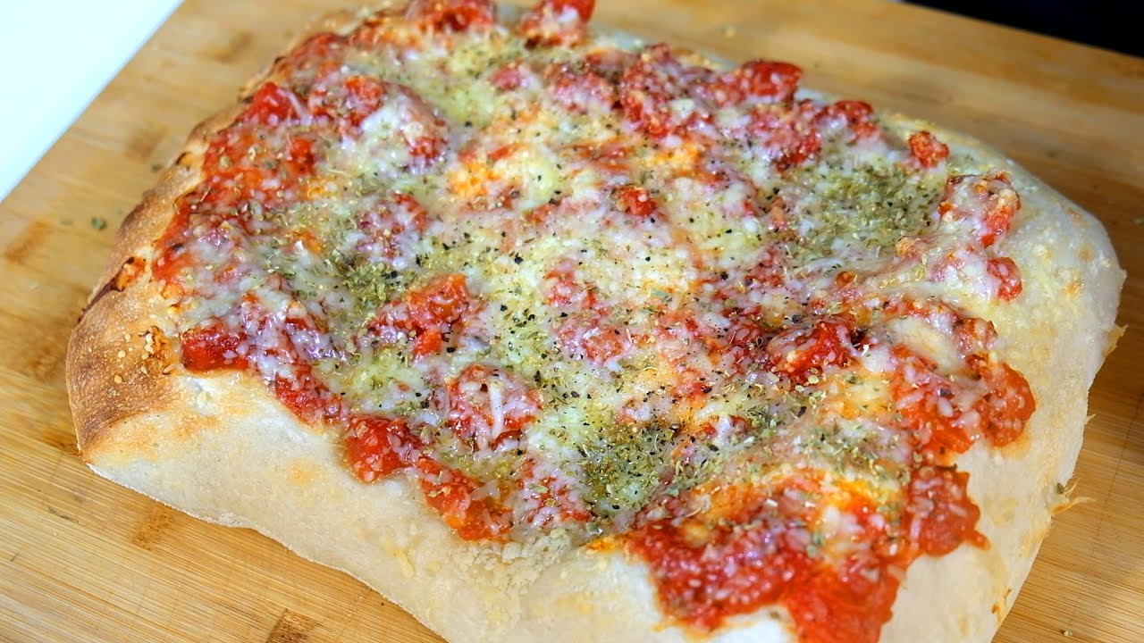 Римское тесто рецепт. Римская пицца и Неаполитанская. Римская пицца с мортаделлой. Римская пицца тесто. Тесто для римской пиццы.
