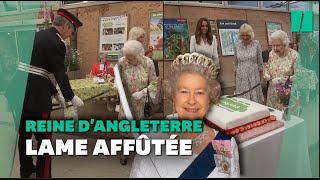 La reine Elizabeth II a une façon de couper les gâteaux bien plus originale que vous