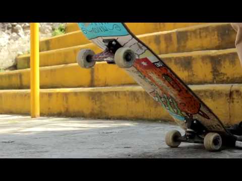 Ivan Acosta de vuelta en Toxina SkateCo