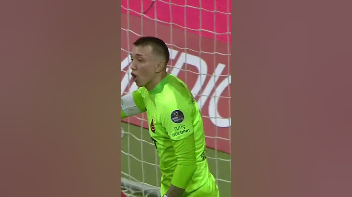 Cenk Tosun Ve Muslera'dan 2 Güzel Hareket #shorts #galatasaray #beşiktaş