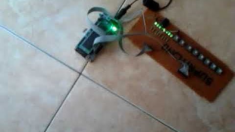 Lampu Berlari ATMEGA 8535 dengan 8 Lampu