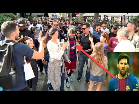 شاهد ميسي في الشارع و كيف كانت ردة الفعل الجمهور  