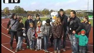Ein Banner fur den Kids-Club
