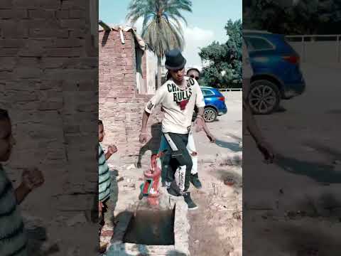 الحقو واحد كان عايز يستحمه ومفيش ماء شوفو مزيكا هيعمل اي