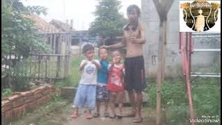 Download lagu BAR BROTHERS Indonesia Chest routine finger