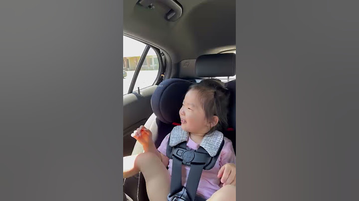 Toddler & grandma have a precious relationship #shorts