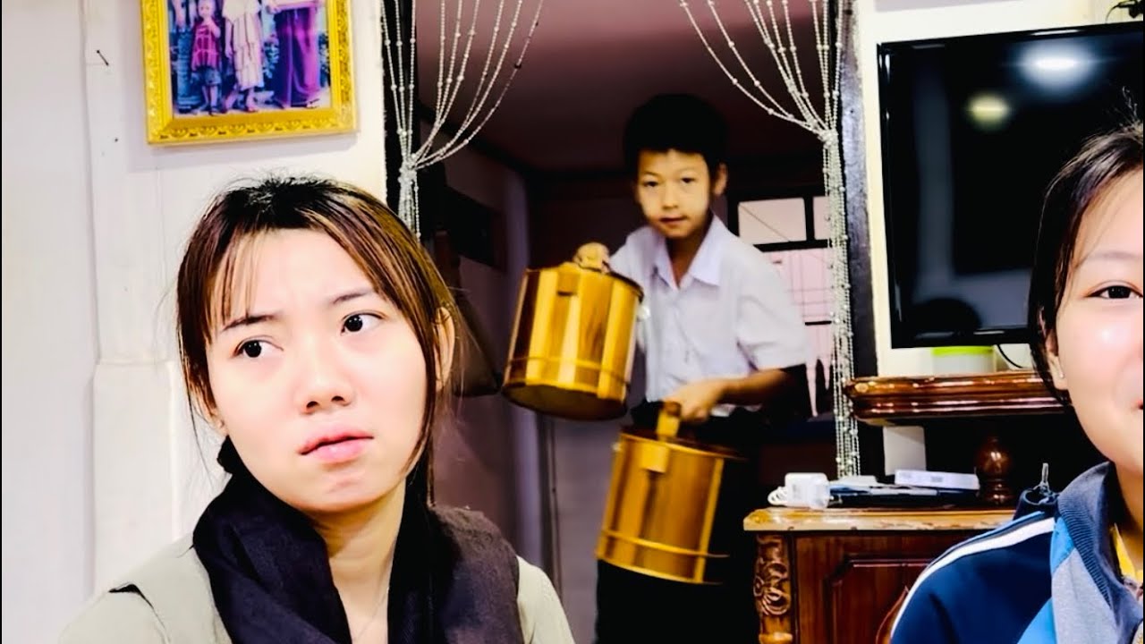 စုဘူးဖေါက် ဒီလောက်ရတော့ ကျေနပ်ပေါ့😀ရှာထွန့် စုဘူးဖေါက်တာ သူ့ရည်မှန်းချက်တစ်ခုရှိလို့တဲ့ 🤍